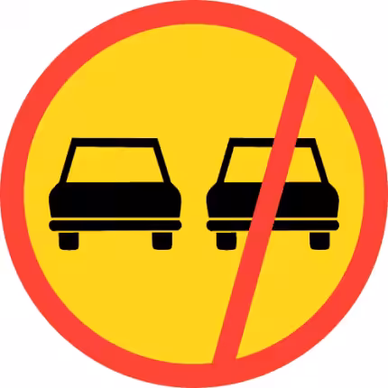TR214 Circle 600mm No Overtaking Vehicles